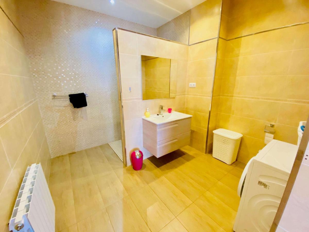 Luxury Villa Investingspain With Sea Views, Pool And Jacuzzi リョレート・デ・マル エクステリア 写真