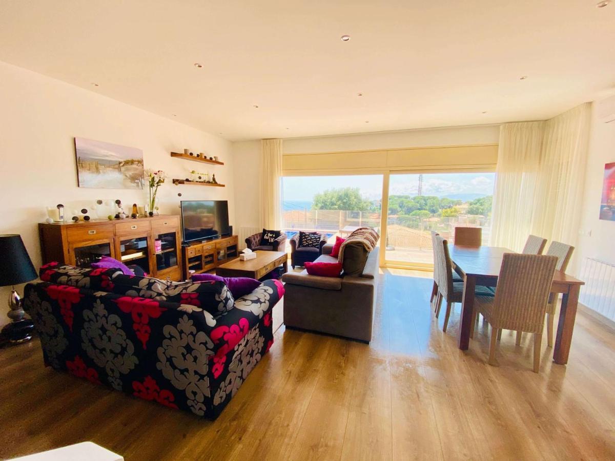 Luxury Villa Investingspain With Sea Views, Pool And Jacuzzi リョレート・デ・マル エクステリア 写真