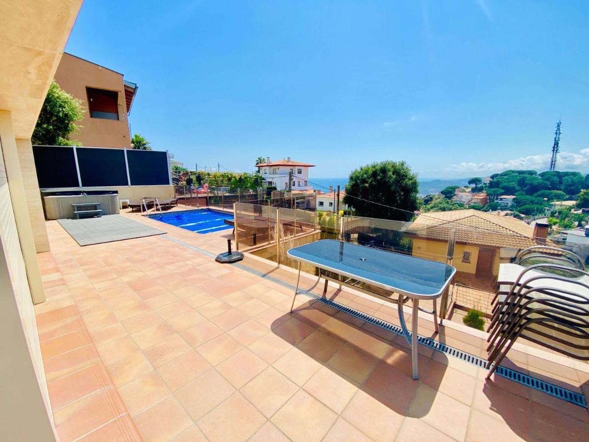 Luxury Villa Investingspain With Sea Views, Pool And Jacuzzi リョレート・デ・マル エクステリア 写真