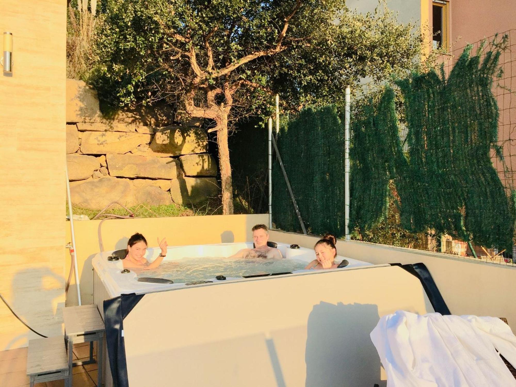 Luxury Villa Investingspain With Sea Views, Pool And Jacuzzi リョレート・デ・マル エクステリア 写真